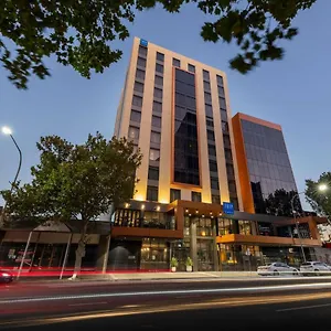 Hotel Tryp, Adelaide