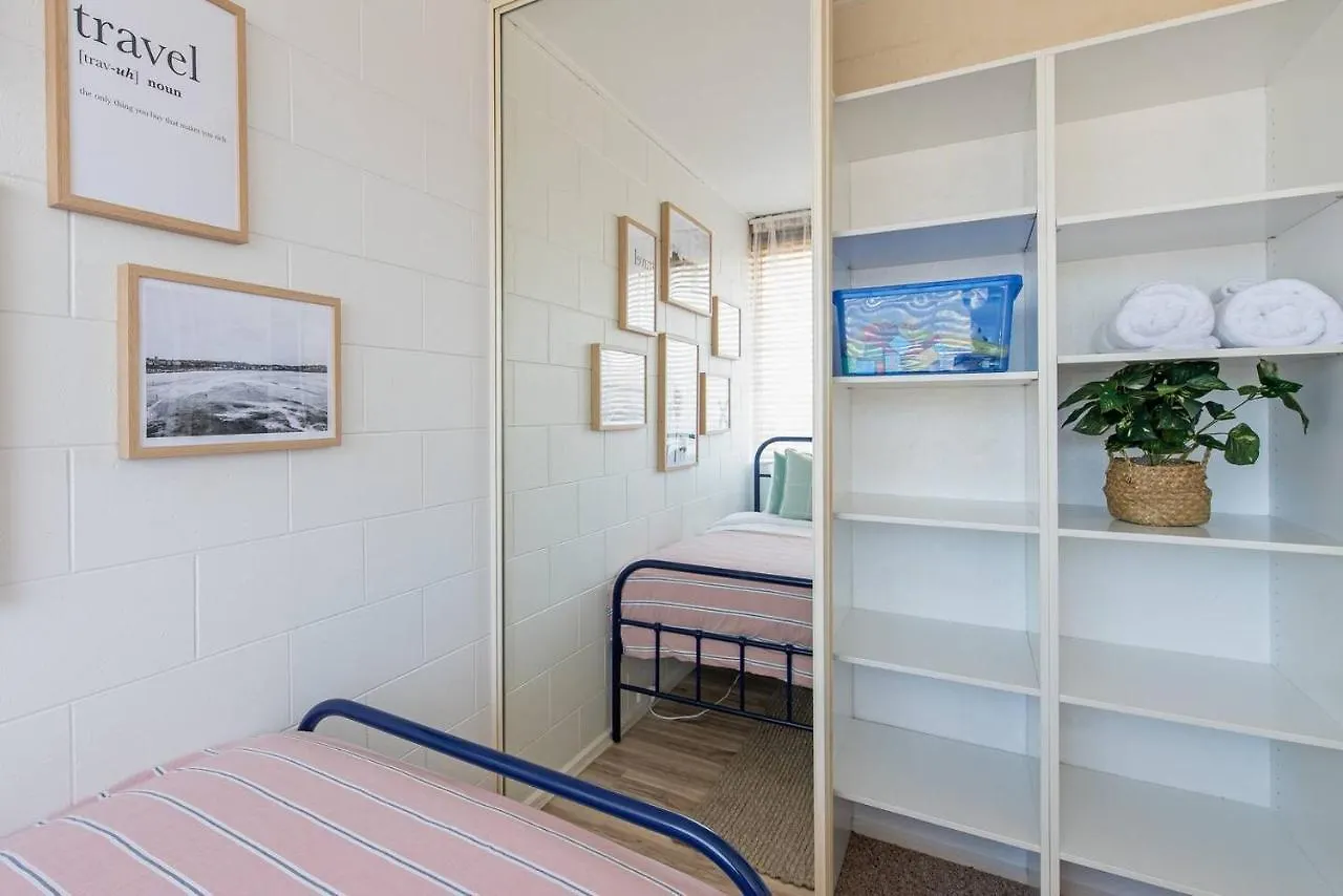 Apartamento Scandi Beach Breeze Minutes From Glenelg Beach Adelaida